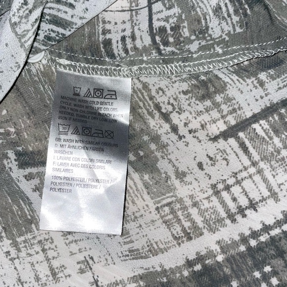 Lisa Rinna Collection Sheer Long Duster Tunic Top - Picture 9 of 11